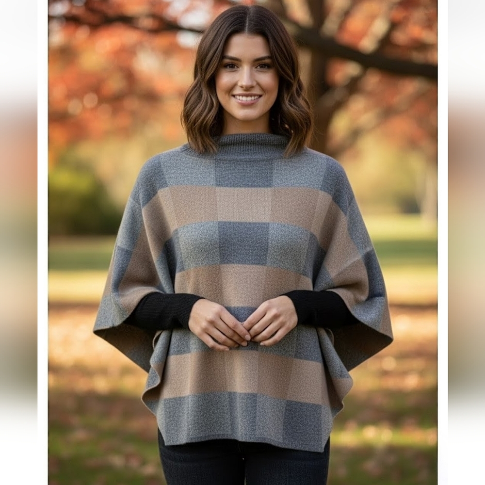 Note Di Anita Gray/Tan Merino Wool Color-Blocked Poncho Mock Turtleneck